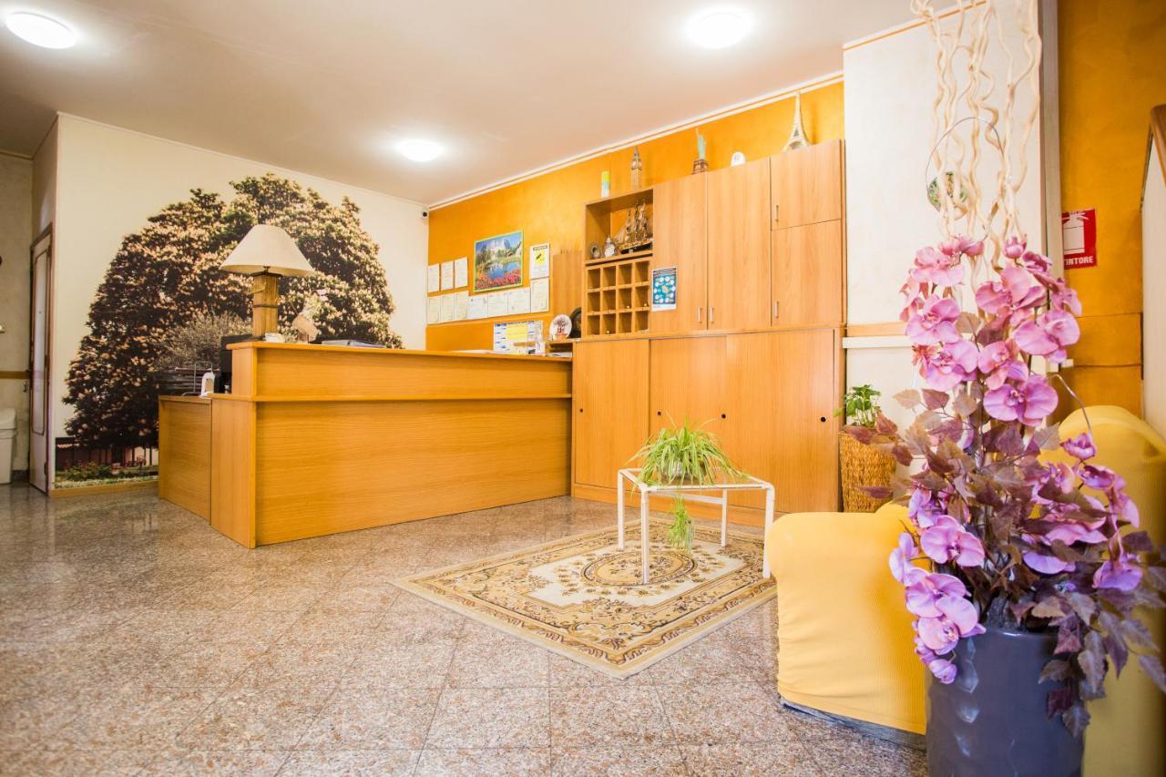 Hotel Il Castagno Orciano di Pesaro Exteriér fotografie