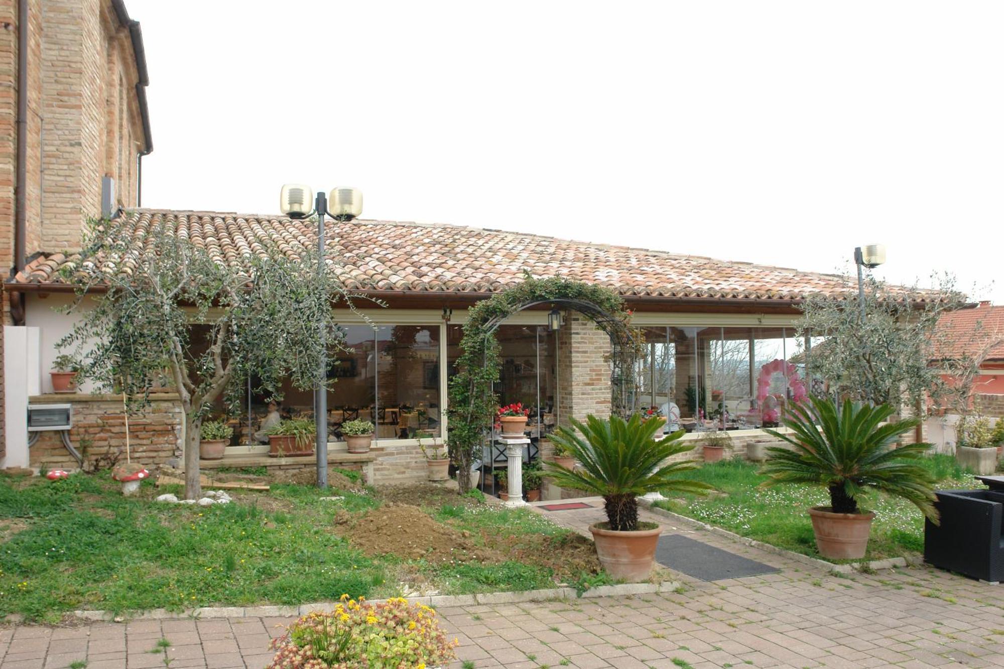 Hotel Il Castagno Orciano di Pesaro Exteriér fotografie